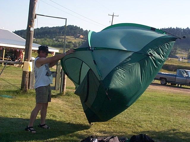 blow-up-tent